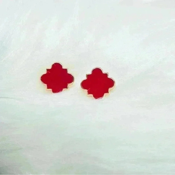 Chloe Clover Stud Earrings 18k Gold Plated Earrings in Red - Picture 5 of 7